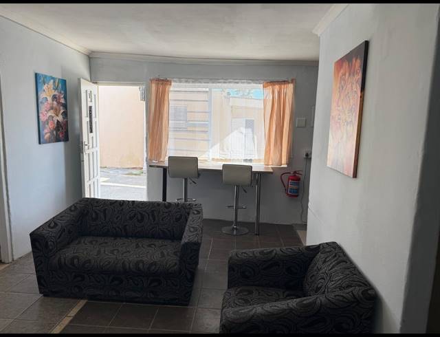 0 bed property to rent in WOODSTOCK